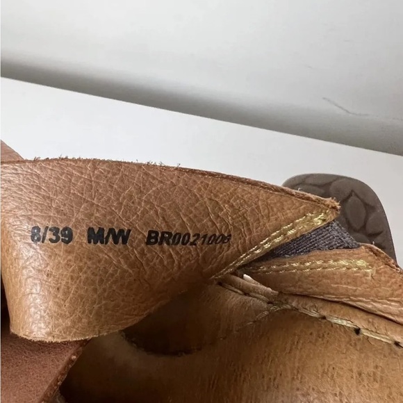 Born Boc Sandal‎ Wedge Women's 8 M Brown Tan Leather Comfort Slip-On - Picture 7 of 7